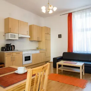 Park Apartment