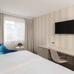 Nh Vienna Airport Conference Center Hotell
